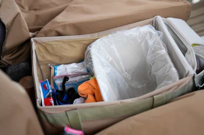 車の中に入れているワンタッチバケット