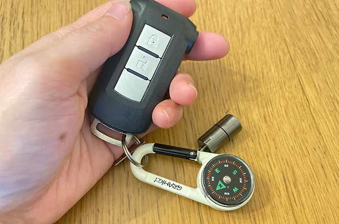 UOOPHEE「ピーナッツライター」