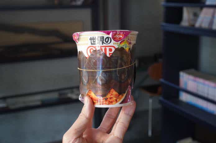 ミュニークのX-MESH STOVEをカップラーメンに巻く
