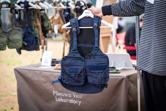 Minowa Vest Laboratoryのベスト