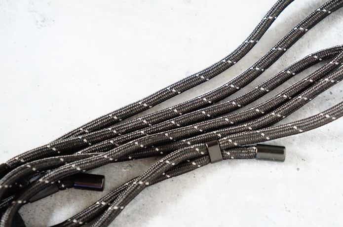 リフレクターになっている紐