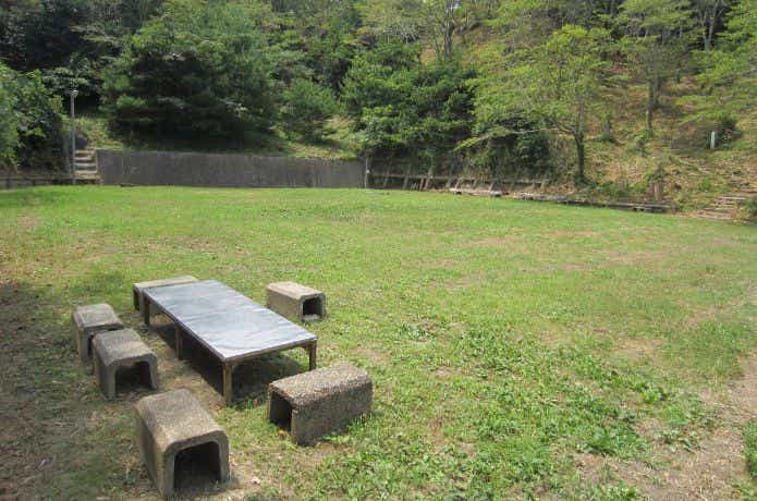 睦沢町緑地休養施設 やすらぎの森のサイト