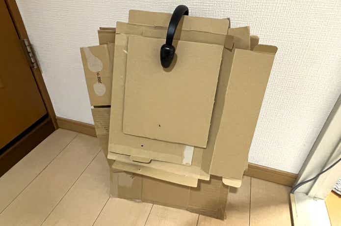 コジット「持ち運びできるダンボールストッカー」