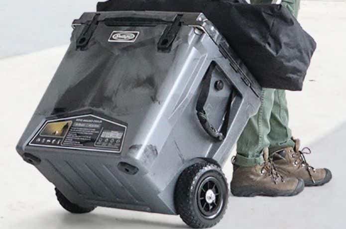 ディーライト アイスランド クーラーボックス ホイール付き 45QT