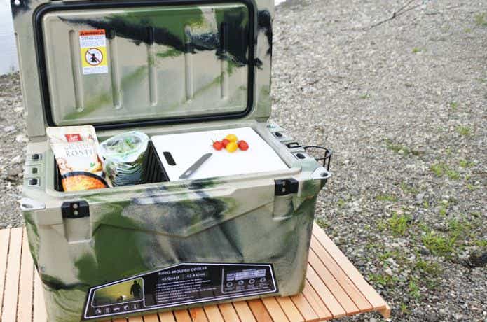 アイスエイジ クーラーボックス 45QT で料理