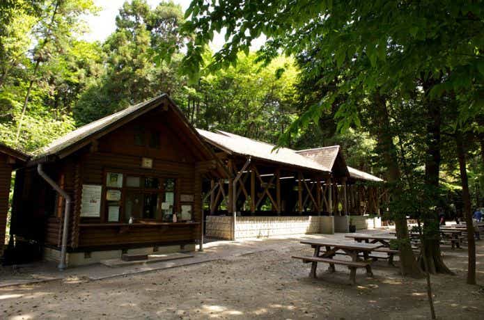 泉の森ふれあいキャンプ場のセンターハウス