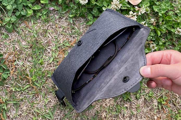 無印良品のウェルダーアイグラスケース