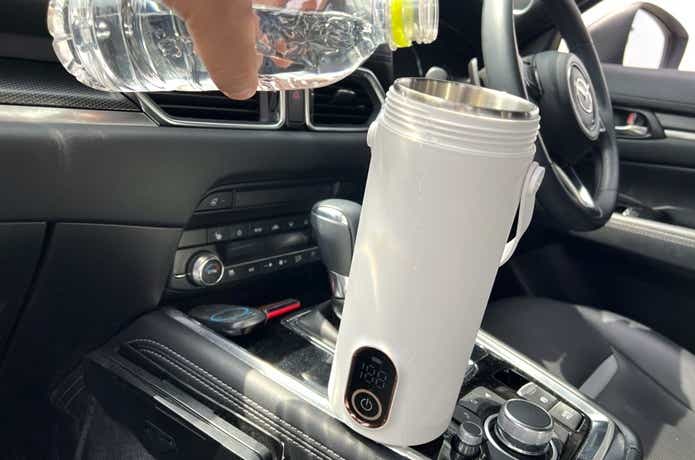 MACOLAUDER「充電式電気ケトル」