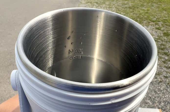 MACOLAUDER「充電式電気ケトル」