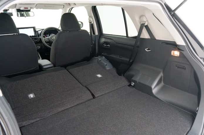 車中泊・キャンプに最適なクルマとは?