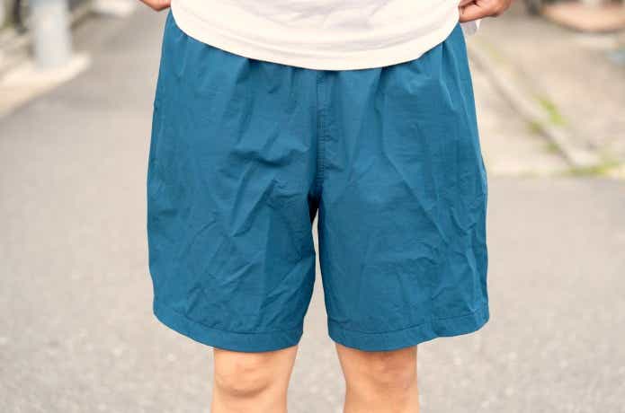 ファミリーマートのショートパンツ着用