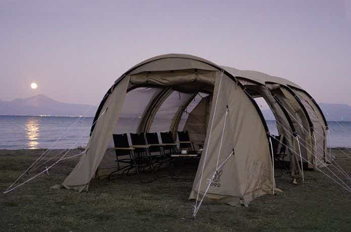 フルオープンにしたDOD カマボコテント3M