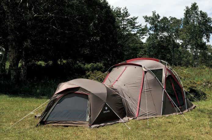 ドッキングしたスノーピーク リビングシェル