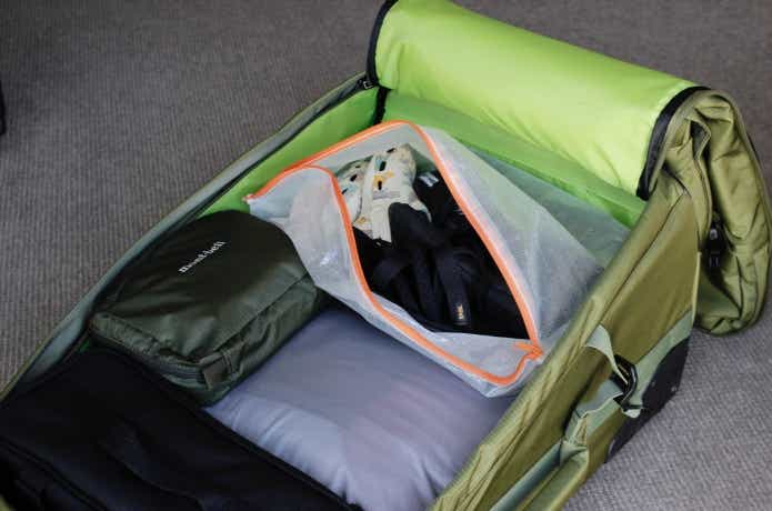 ペルクラをスーツケースに入れてある