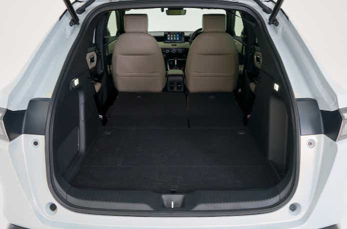 車中泊・キャンプに最適なクルマとは?