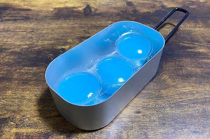 メスティンに入った固形燃料