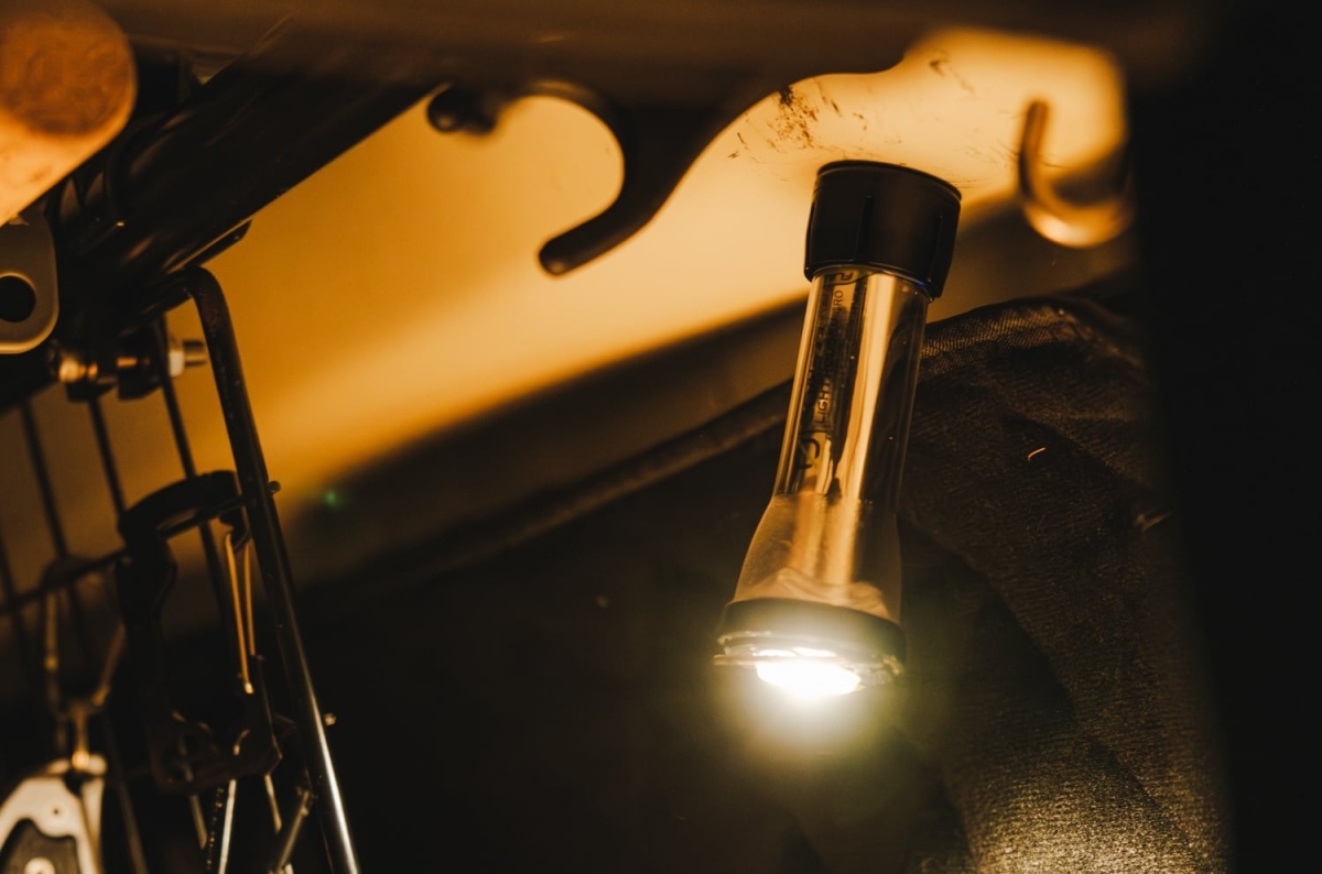 眩しすぎて失敗…“車中泊にちょうどいいランタン”はこの10個でした