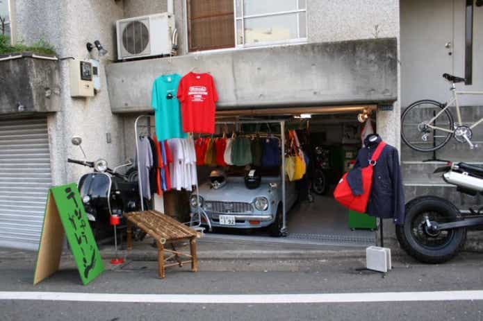 初期の「テンプラガレージ」外観