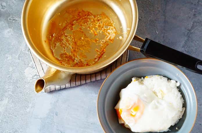 やかんねべで目玉焼きを作った後の状態