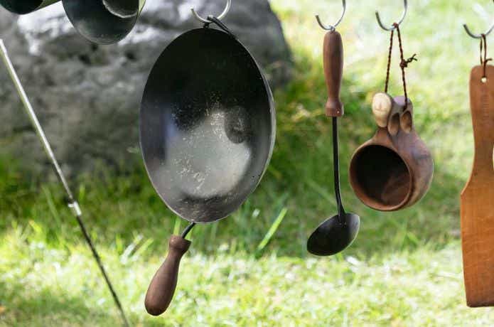 中華鍋と調理道具を引っ掛ける
