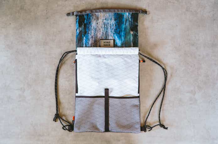 CAMP HACK別注のHYAD「BLUE BARK COOLER 8」