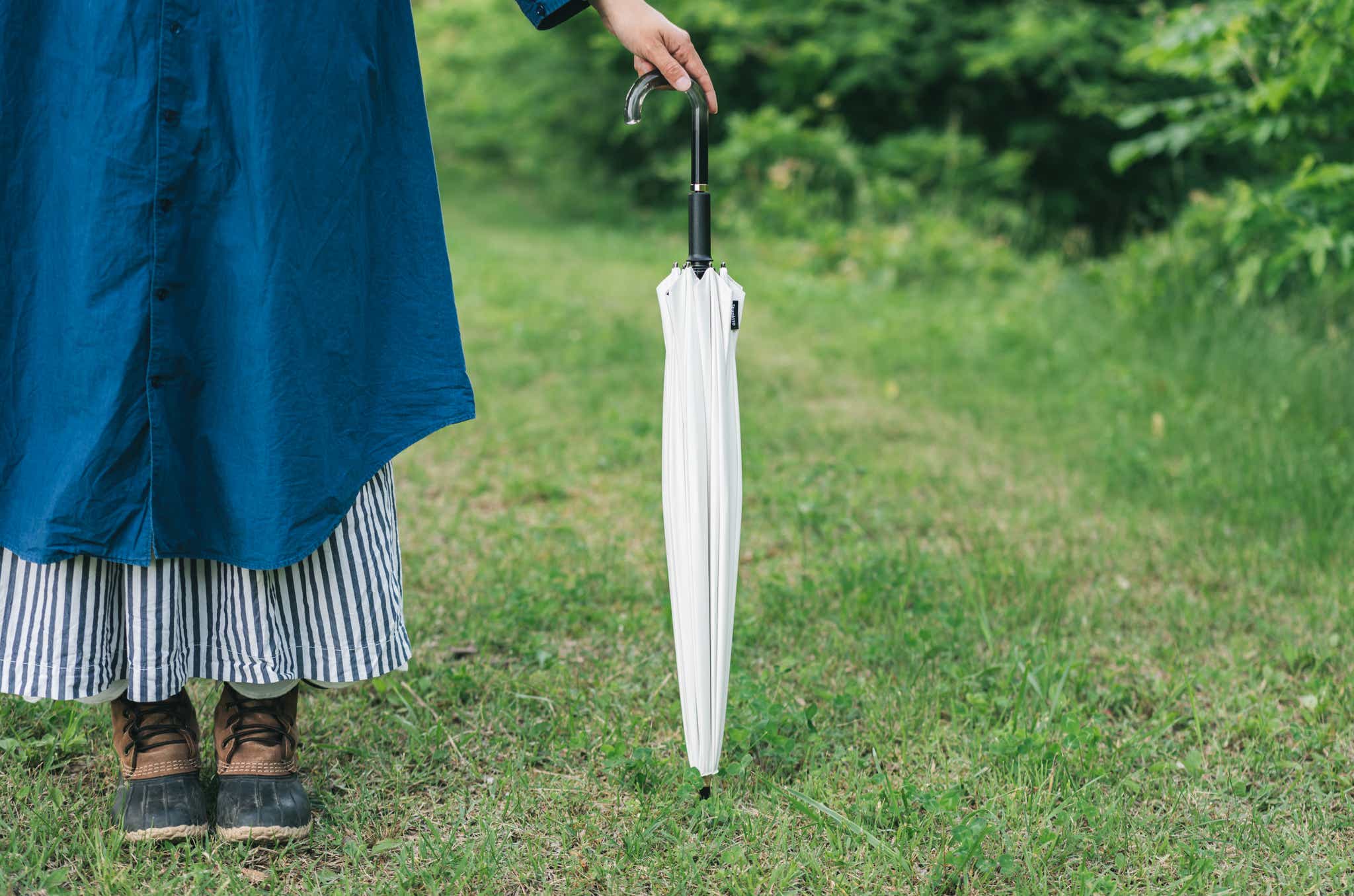 Shupatto アンブレラ UVを持っているところ