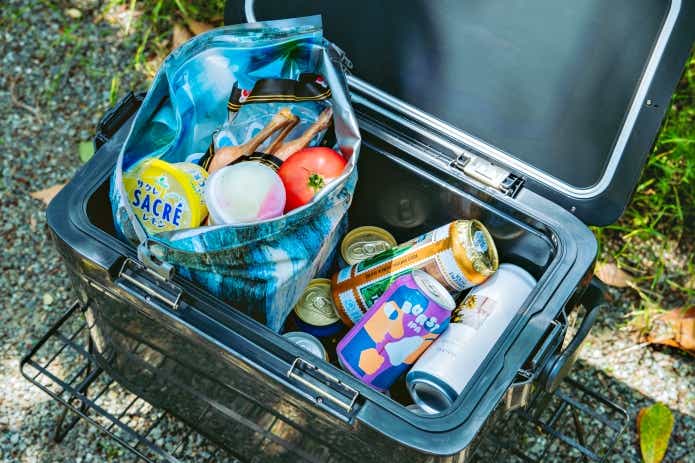 CAMP HACK別注「BLUE BARK COOLER 8」