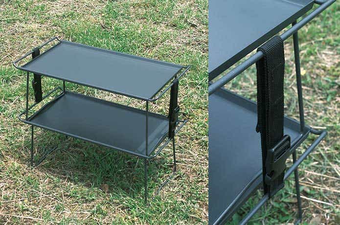 スタッキングしてバンドで固定した積み重ねできるテーブル