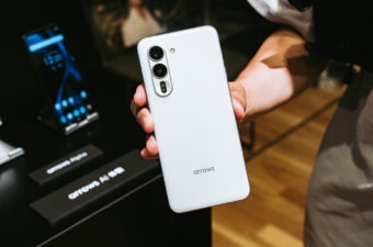 FCNTのスマホ「arrows Alpha」
