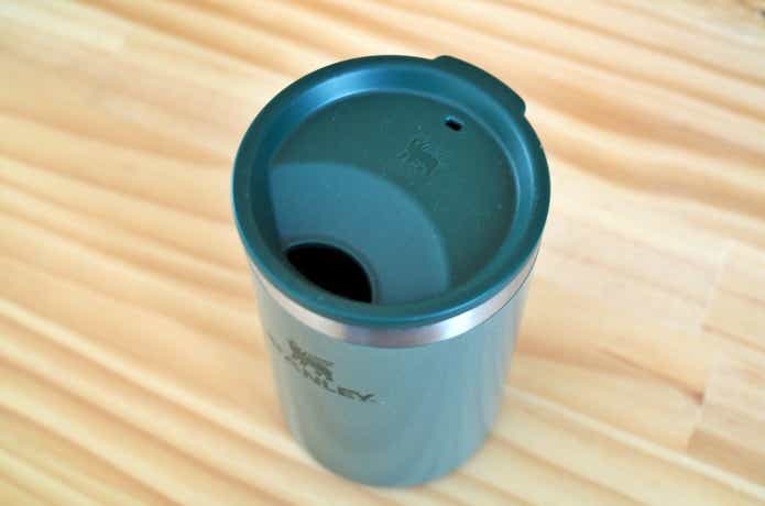 スタンレーの「エブリデイ缶クーラーカップ(0.29L)」