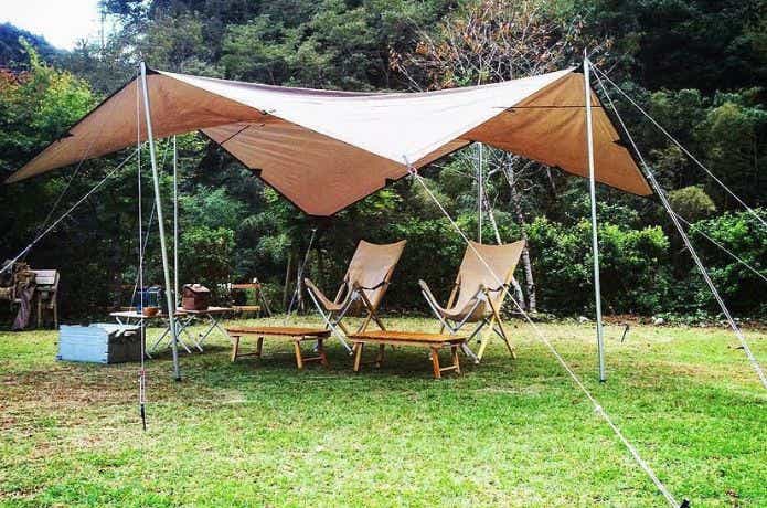 タンカラーのDDタープ