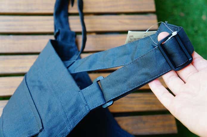 無印良品アウトドアエプロンの型ベルト調整部分