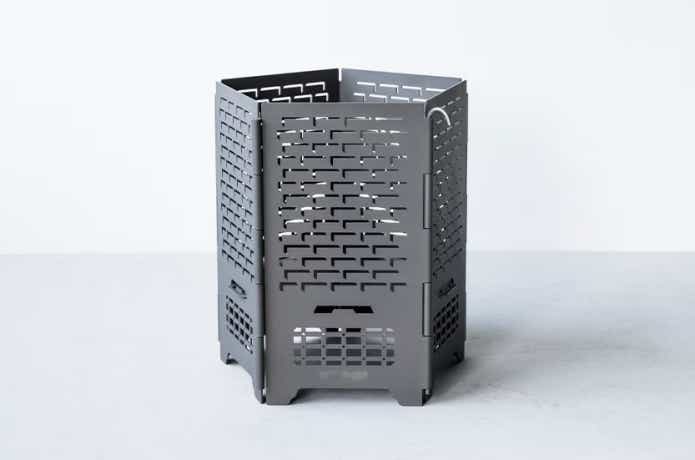 サンゾー工務店 UCDC(ユーシーディーシー)」