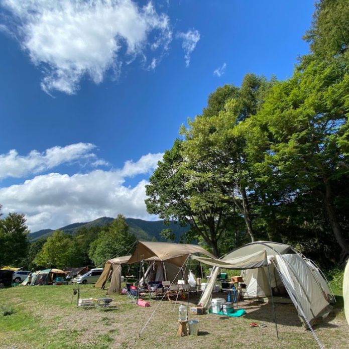 圧倒的な開放感が魅力。標高1,500mに位置し、夏場も快適