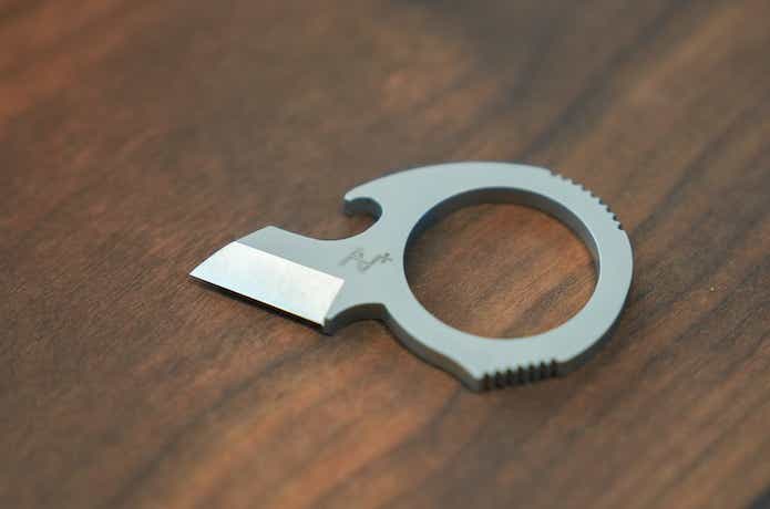 アソマタス「ベイルアウト」