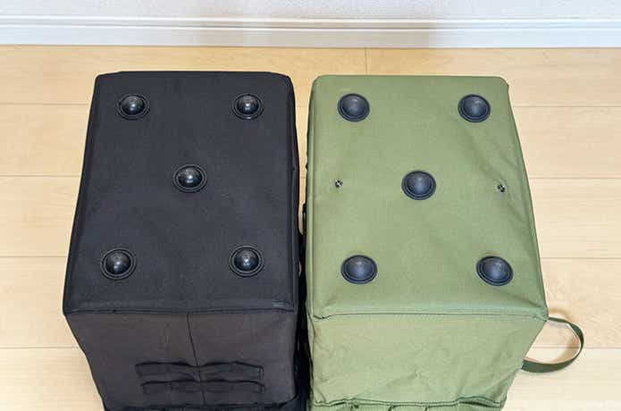 折りたたみ式コンテナバッグとワンタッチバケットの底面