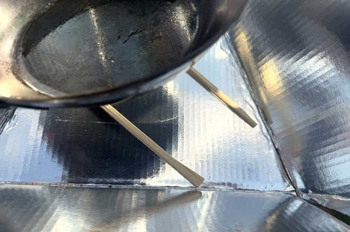 アースダンボール 「ソーラークッカー」