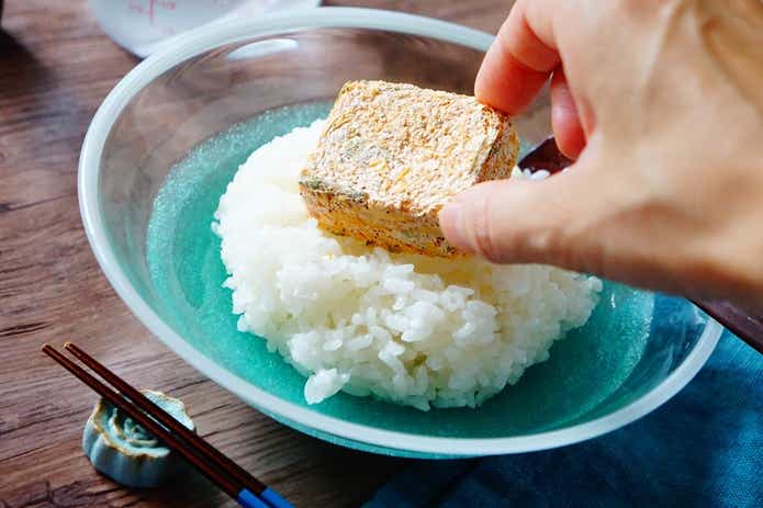 無印良品の夏グルメ「冷やし茶漬け」開封した様子