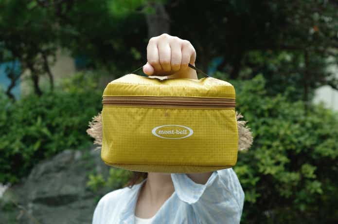 モンベルクーラーボックス4.0Lを持っている