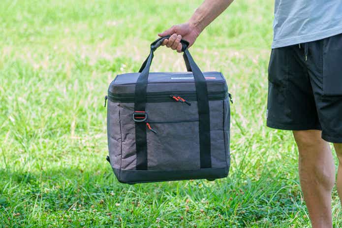 アイリスオーヤマ HUGEL エアロゲルソフトクーラーボックス