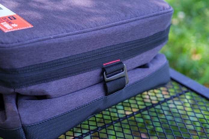 HUGEL エアロゲルソフトクーラーボックスのフック