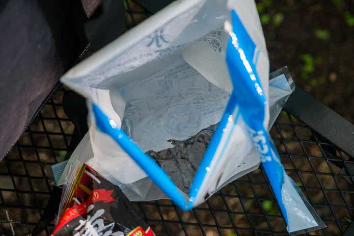 HUGEL エアロゲルソフトクーラーボックスの氷の残量