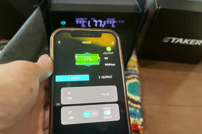 ETAKER「Portable Power Station M2000