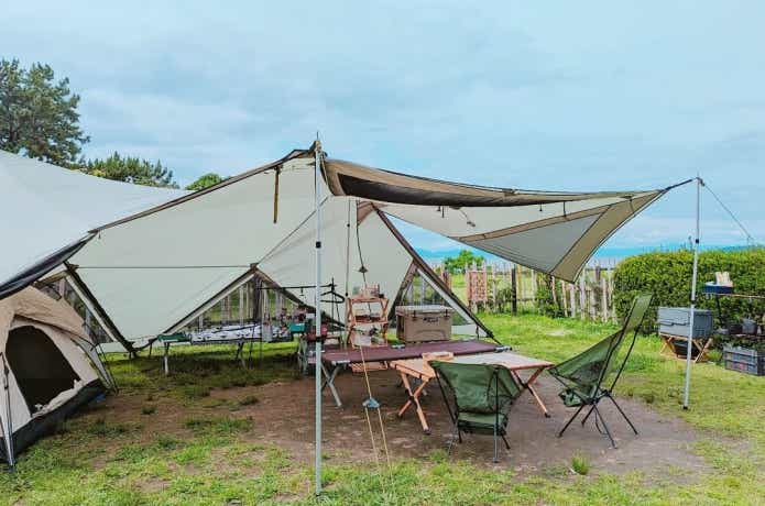 鎌倉天幕とNATIONALGEOGRAPHICのHIDEOUT