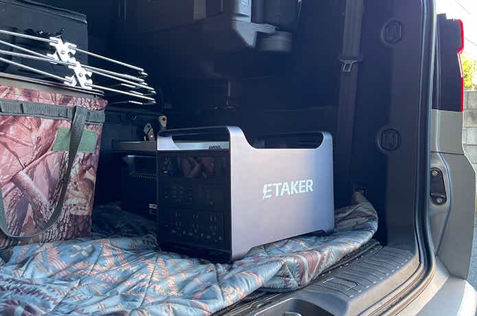 ETAKER「Portable Power Station M2000