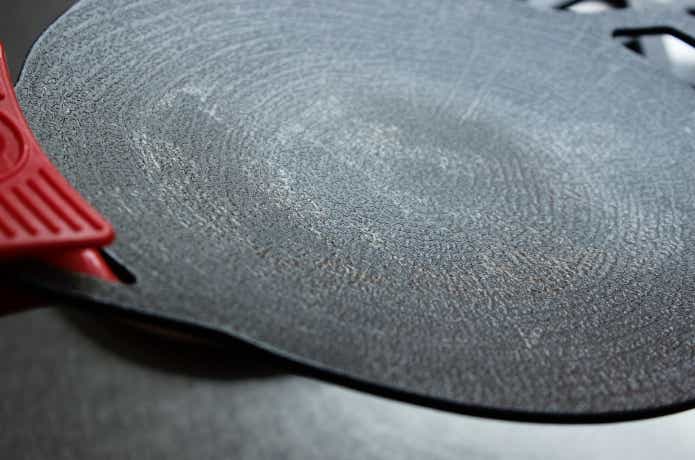 隙間に残った焦げつき