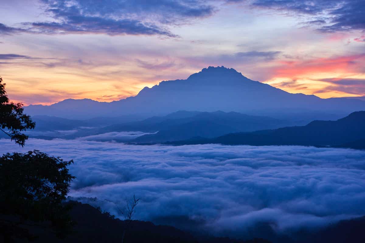 マレーシアのボルネオ島への親子キャンプ旅