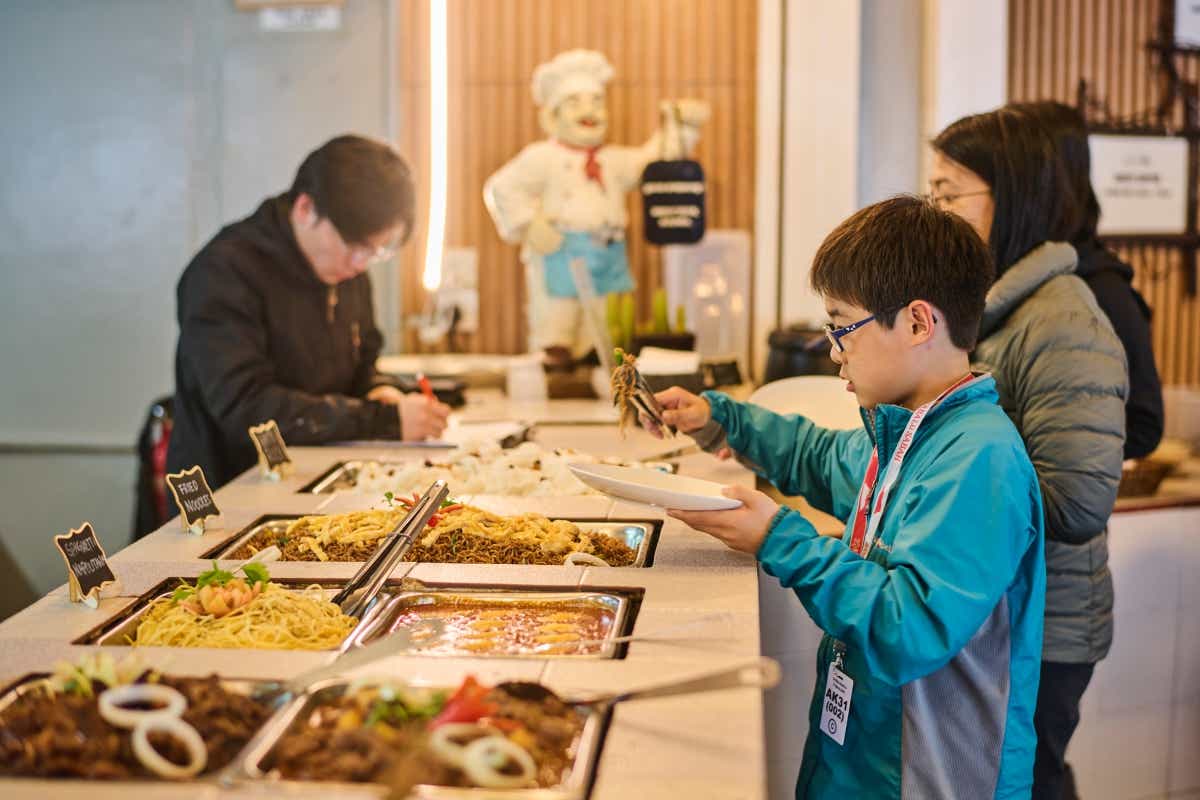 マレーシアのボルネオ島への親子キャンプ旅