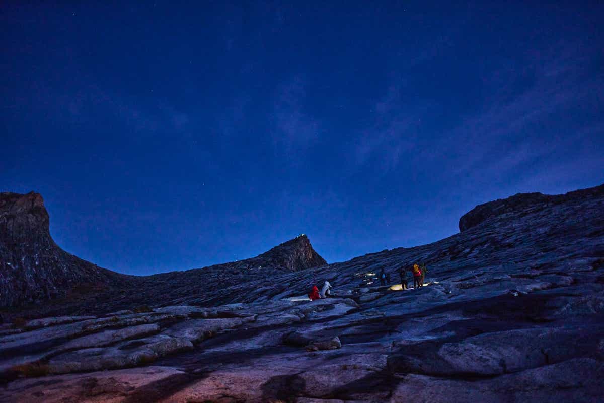 マレーシアのボルネオ島への親子キャンプ旅