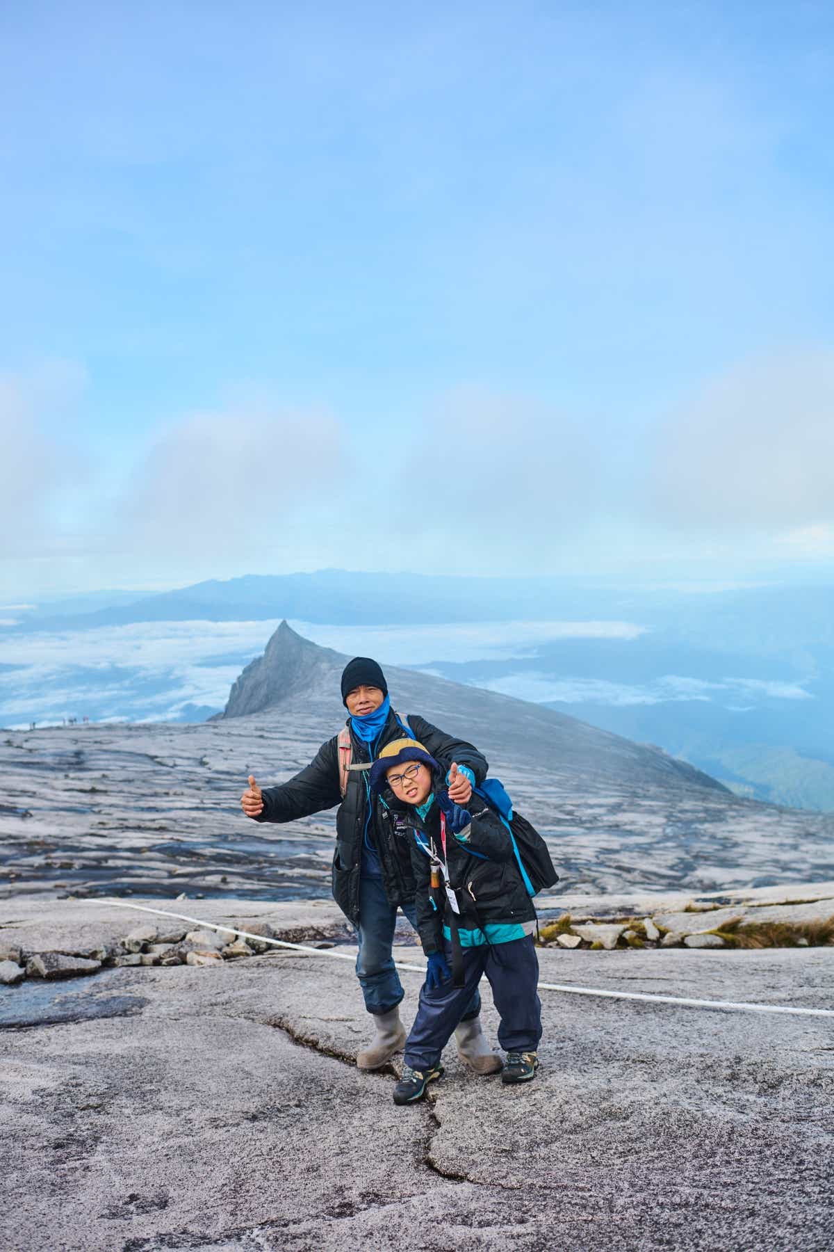 マレーシアのボルネオ島への親子キャンプ旅